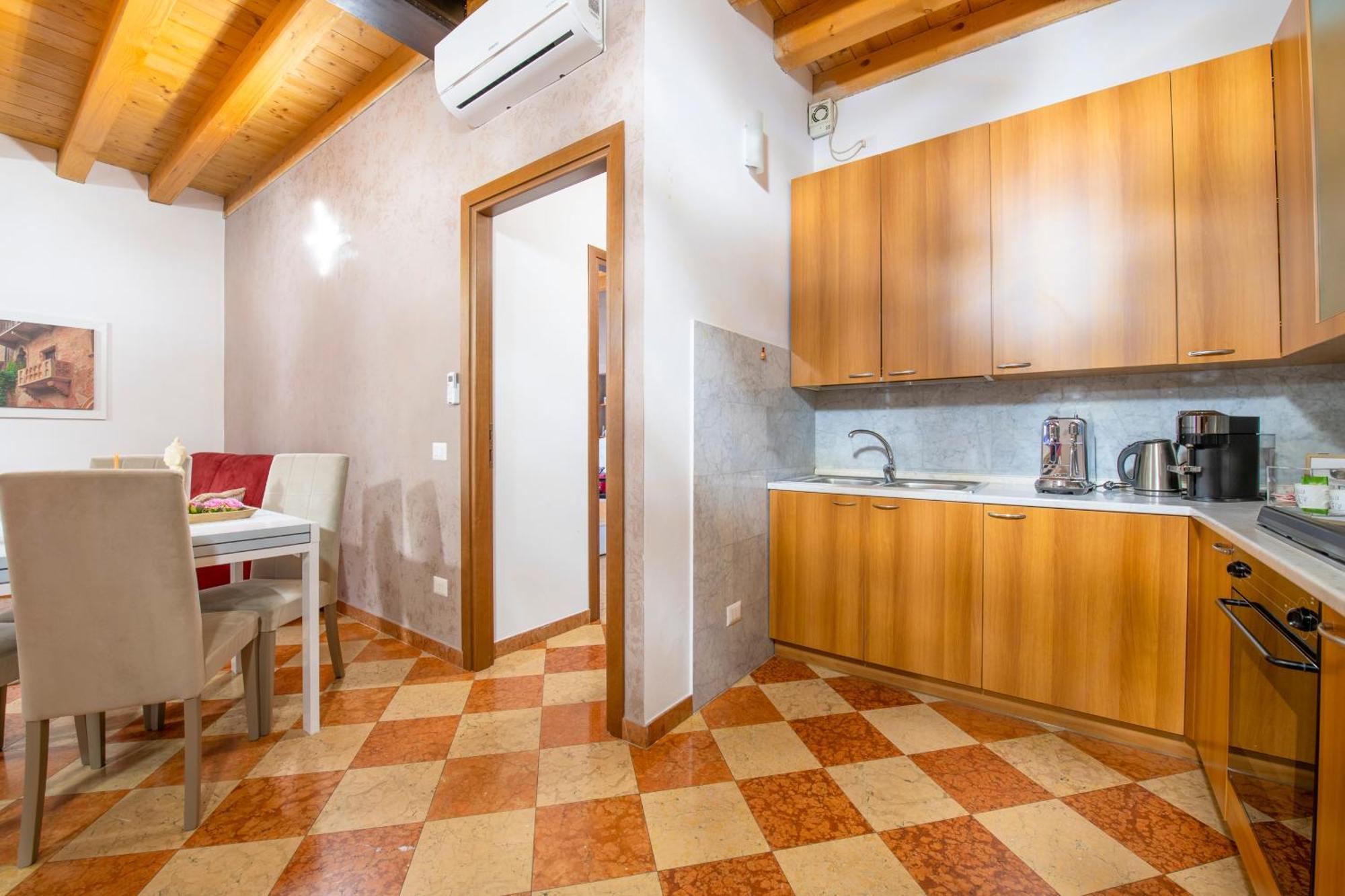 Arena Suite Mazzini Verona Exterior foto
