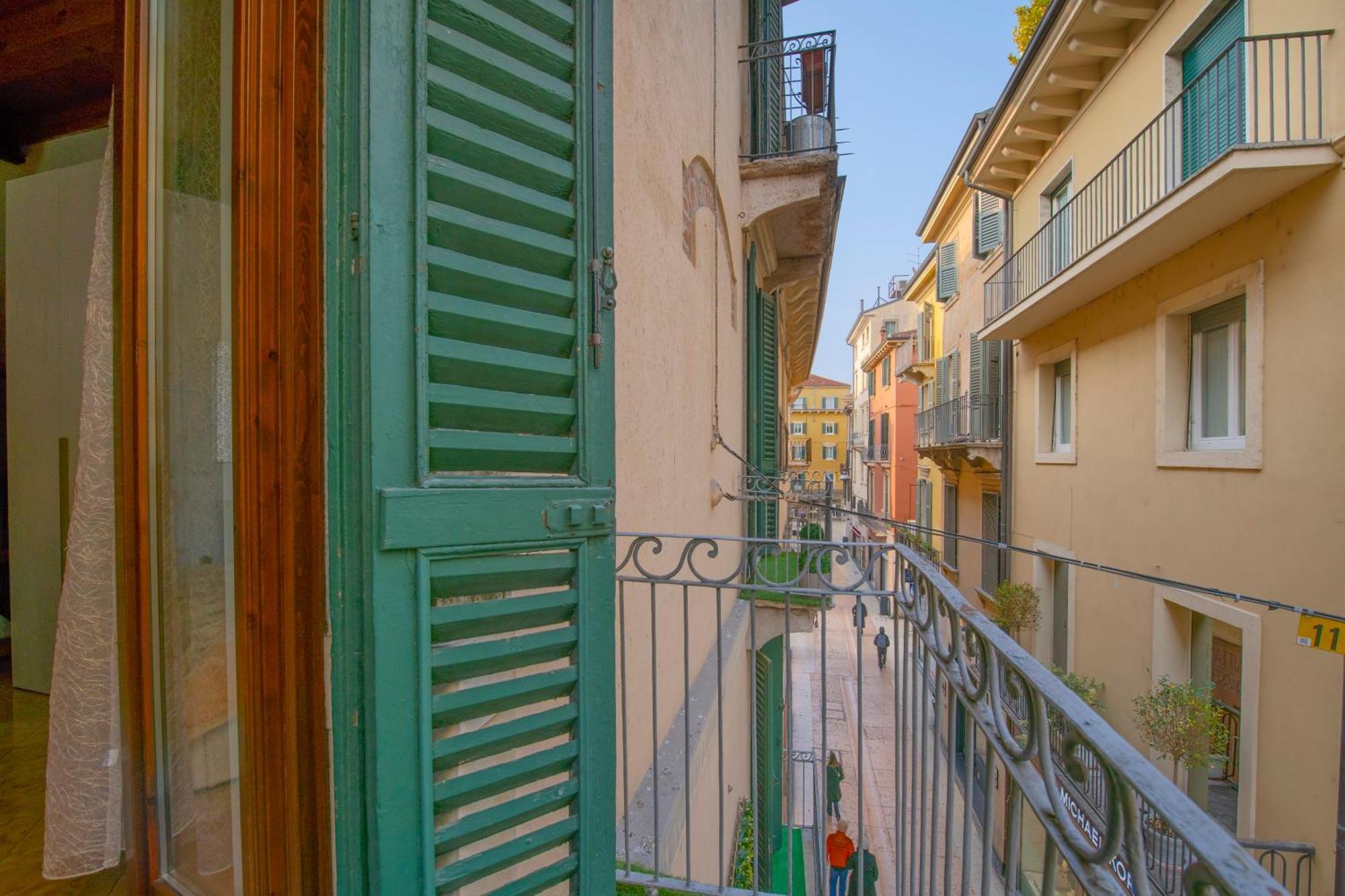 Arena Suite Mazzini Verona Exterior foto